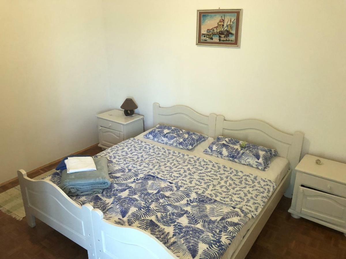 Ždrelac Guesthouse Vila Ruzmarin מראה חיצוני תמונה